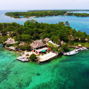 Pasadía Isla del Pirata